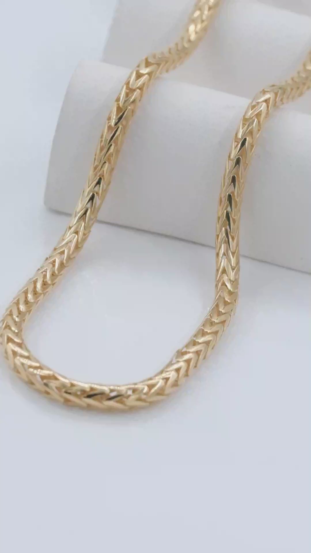 Balıksırtı Altın Zincir – 14 Ayar Zarif Tasarım 21,09 Gr