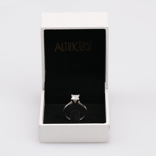 0.90 Karat Pırlanta Tektaş Yüzük